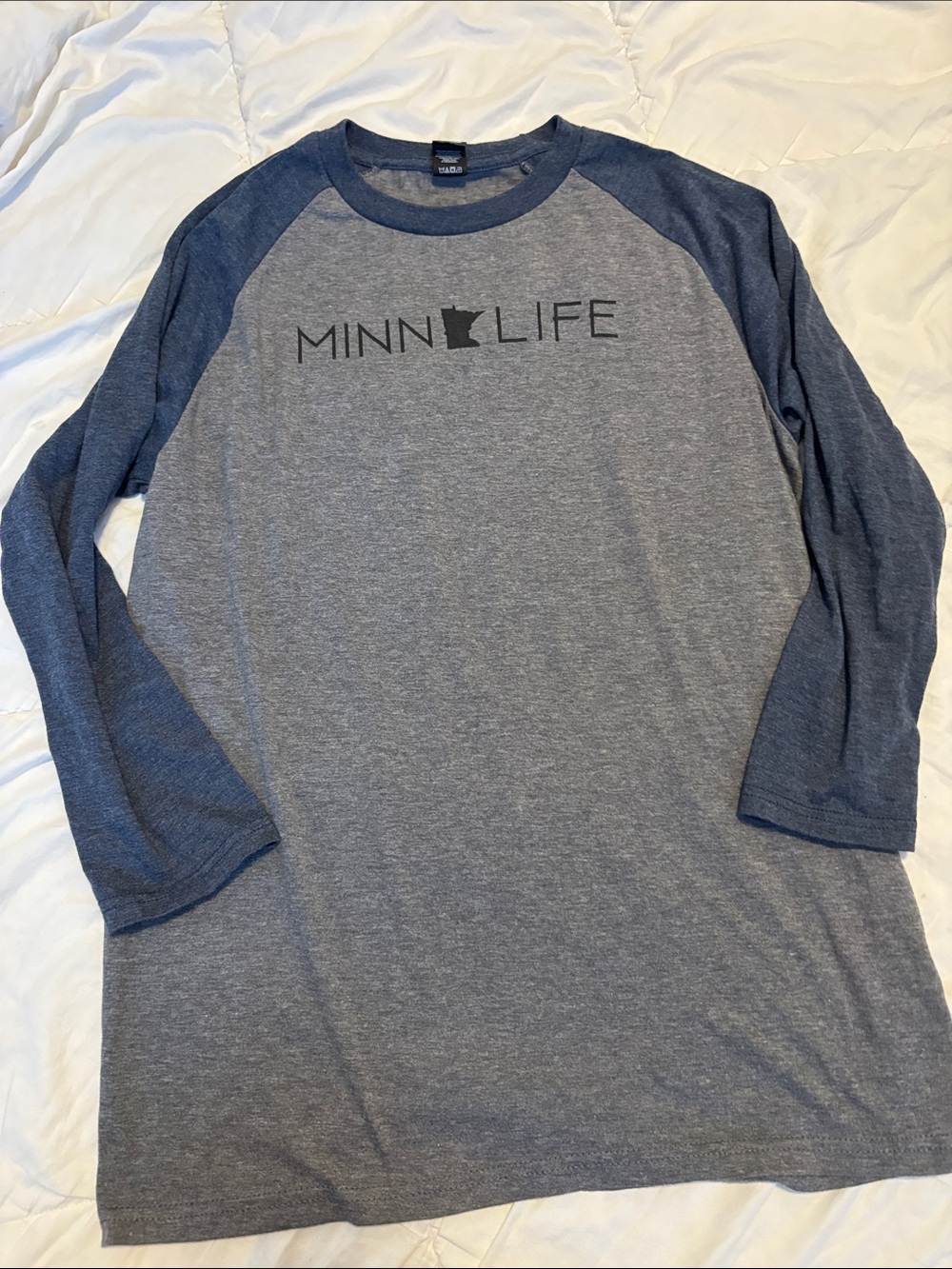Minnesota Baseball Tee Size Small